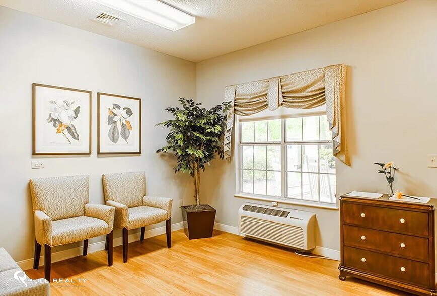 More Photos Of 2333 Ashley River Rd, Charleston Assisted Living For Sale