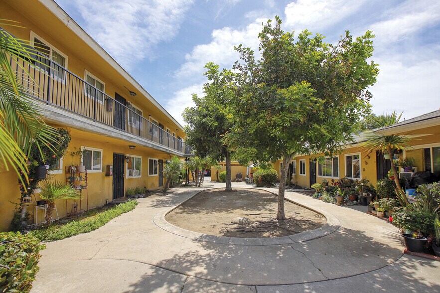 More Photos Of 3624-3628 Baldwin Park Blvd, Baldwin Park Apartments For Sale