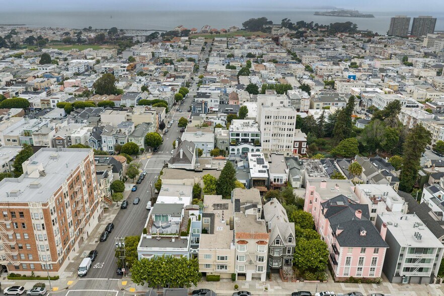 More Photos Of 1874 Vallejo St, San Francisco Multifamily For Sale