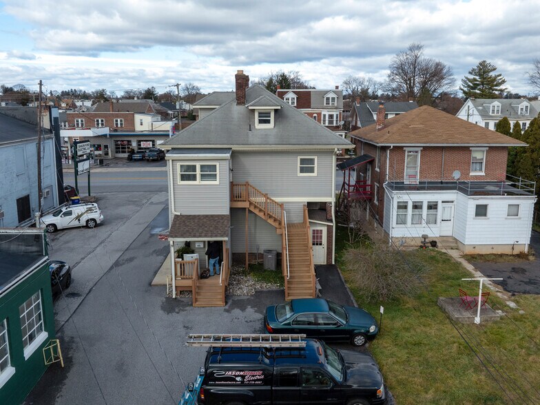 More Photos Of 1836 W Market St, York Freestanding For Lease