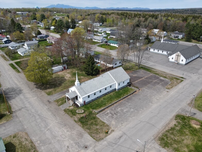 More Photos Of 1 Palm St, East Millinocket Religious Facility For Sale