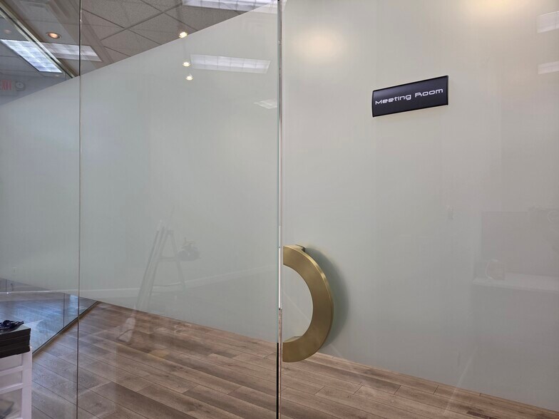 More Photos Of 2435 W Horizon Ridge Pky, Henderson Medical For Lease