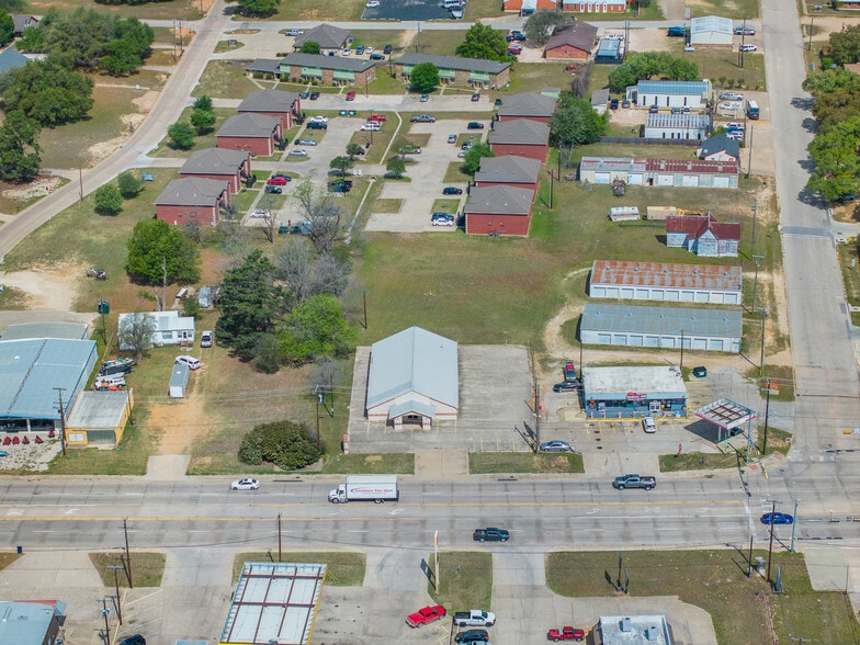 More Photos Of 1306 W Cameron Ave, Rockdale Religious Facility For Sale