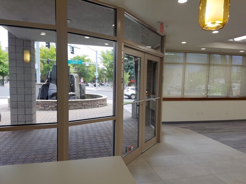 More Photos Of 1133 NW Wall St, Bend Apartments For Lease