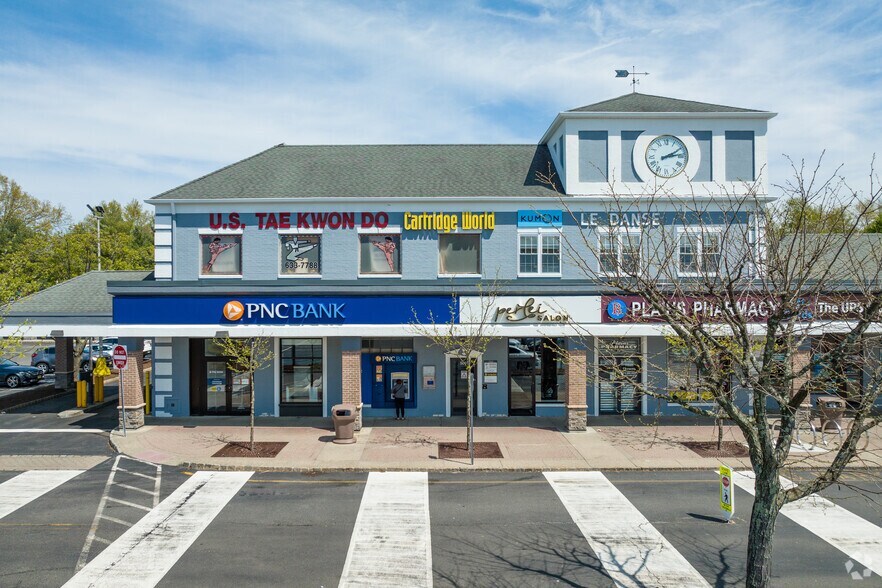 More Photos Of 560-600 Valley Rd, Wayne Unknown For Lease