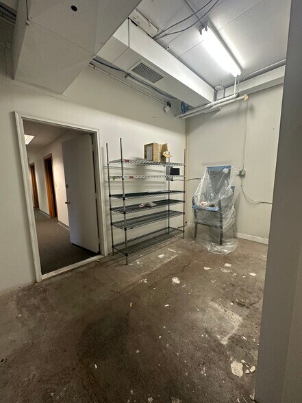 More Photos Of 219 W 1st St, Duluth Office For Lease