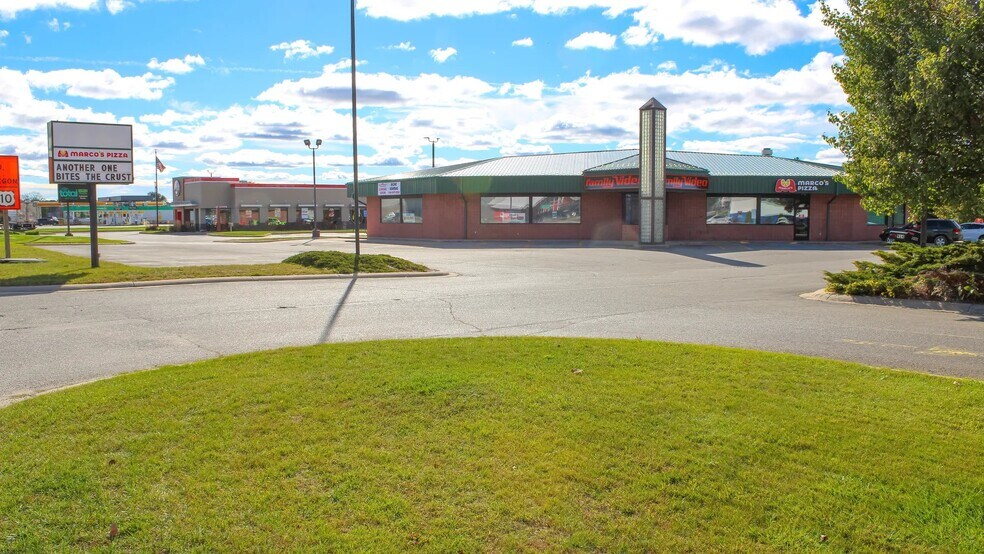 More Photos Of 916 US Highway 31 S, Traverse City General Retail For Lease