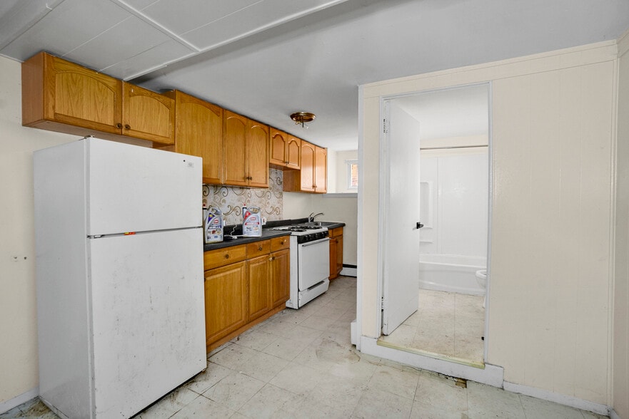 More Photos Of 3600 Greenmount Ave, Baltimore Multifamily For Sale