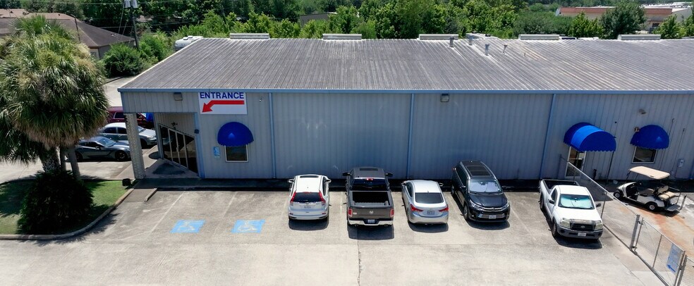 More Photos Of 14150 Gulf Fwy, Houston Land For Sale