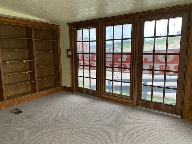 More Photos Of 34624 Tx-249, Pinehurst Office For Sale