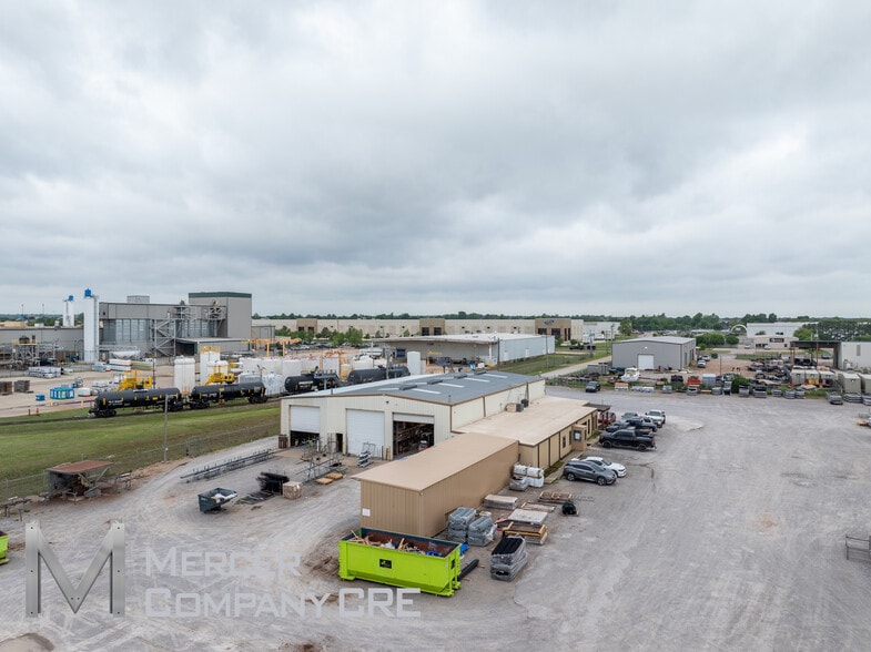 More Photos Of 3116 S Council Rd, Oklahoma City Manufacturing For Lease