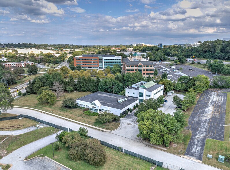 More Photos Of 651 Park Ave, King Of Prussia Office For Lease