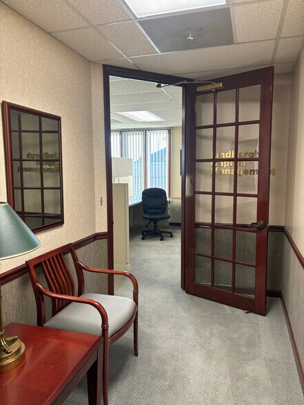 More Photos Of 5520 Telegraph Rd, Saint Louis Medical For Sale