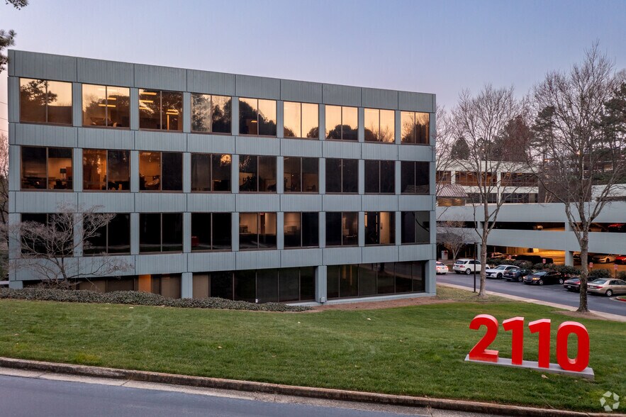 More Photos Of 2110 Powers Ferry Rd SE, Atlanta Office For Lease