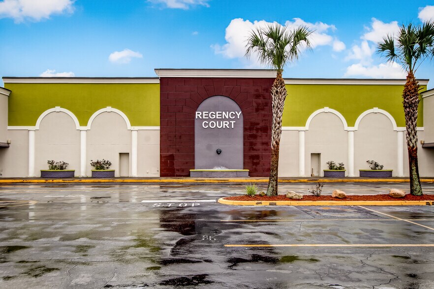 More Photos Of 9222-9398 Arlington Expy, Jacksonville Unknown For Lease