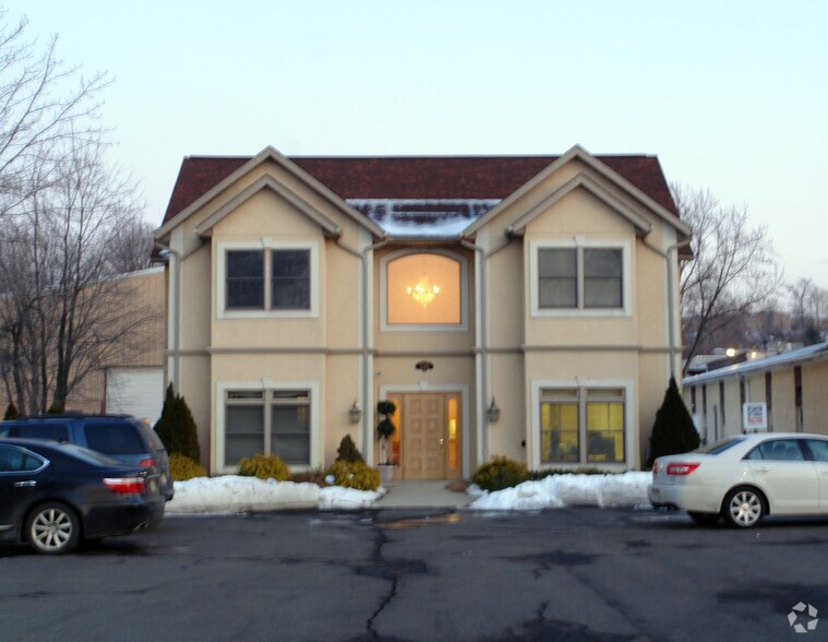 More Photos Of 230 Passaic Ave, Fairfield Office For Lease