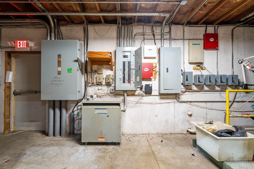 More Photos Of 1801 Eden Rd, Millville Distribution For Sale
