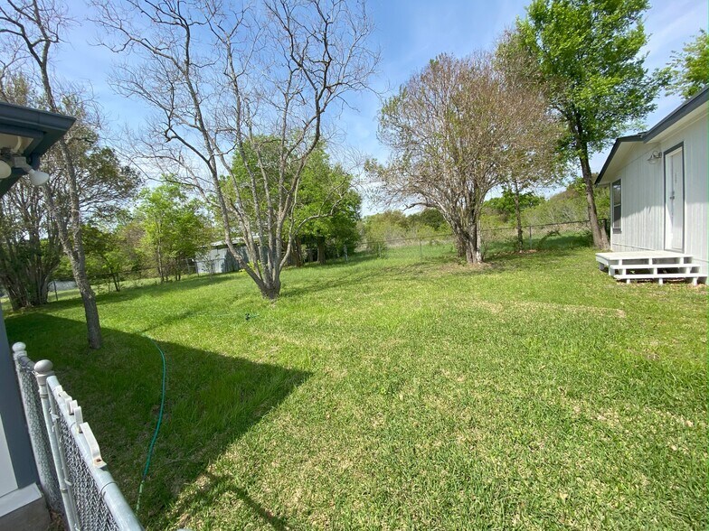 More Photos Of 4806 Pecan Springs Rd, Austin Land For Sale