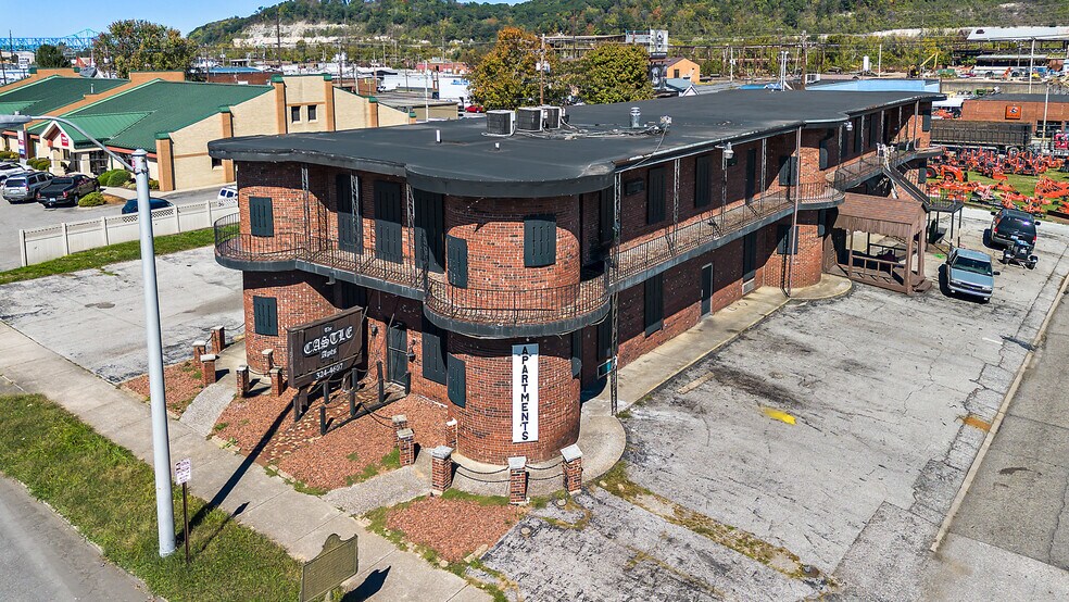 More Photos Of 2275 Winchester Ave, Ashland Apartments For Sale