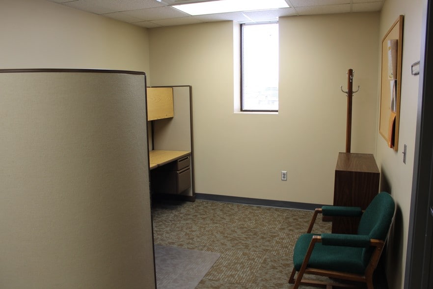 More Photos Of 717 Franklin Ave, Waco Office For Lease