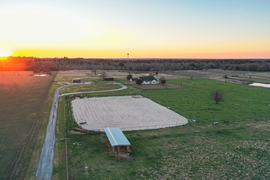 More Photos Of 573 FM 980 Rd, Huntsville Land For Sale