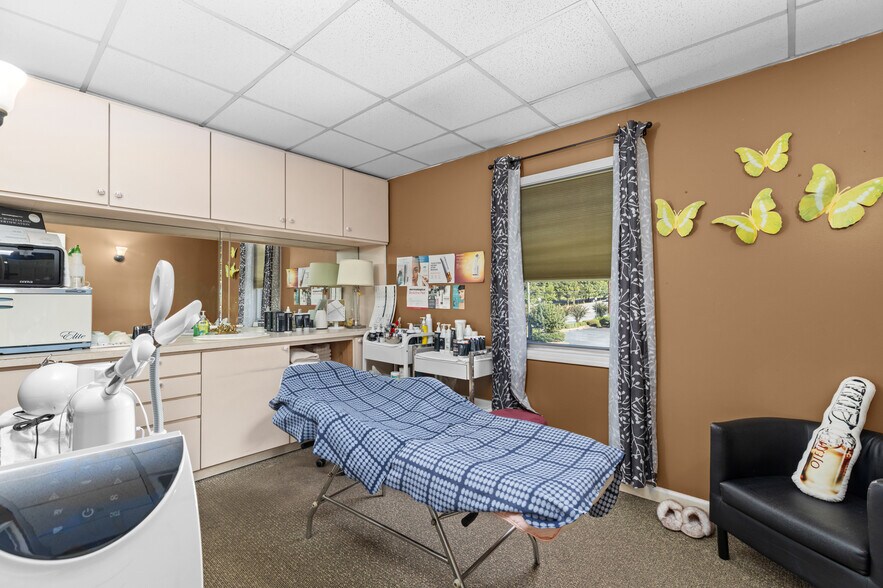 More Photos Of 5145 Buford Hwy NE, Doraville Freestanding For Lease