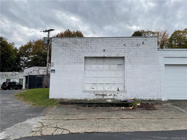 More Photos Of 145-153 S William St, Newburgh General Retail For Sale