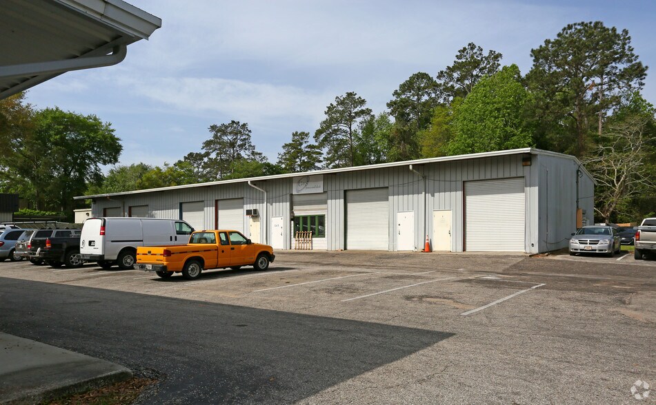 More Photos Of 2931 Cresent Park Dr, Tallahassee Warehouse For Lease