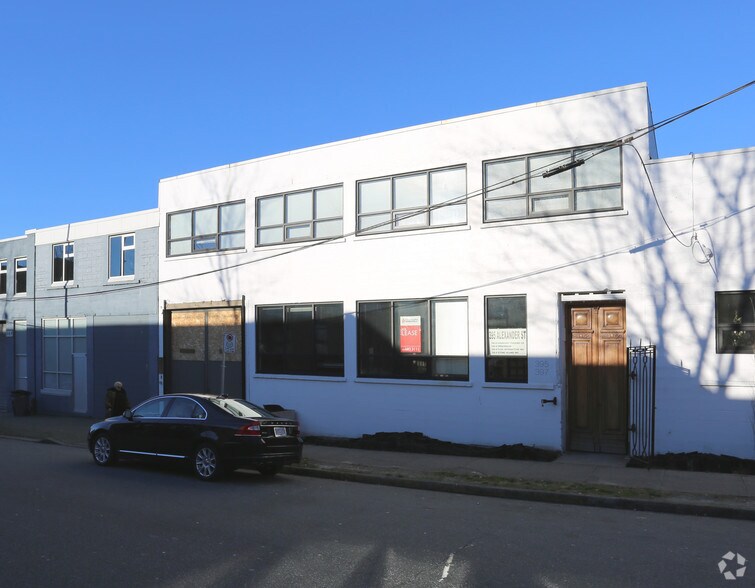 Primary Photo Of 395-399 Alexander St, Vancouver Warehouse For Lease