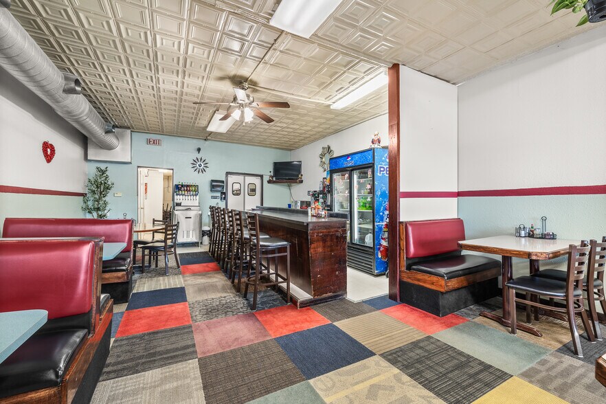 More Photos Of 6569 Cameron Ave, Vesper Restaurant For Sale