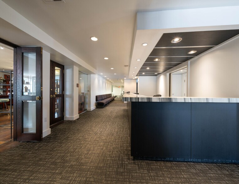 More Photos Of 31409 Southfield Rd, Beverly Hills Freestanding For Sale
