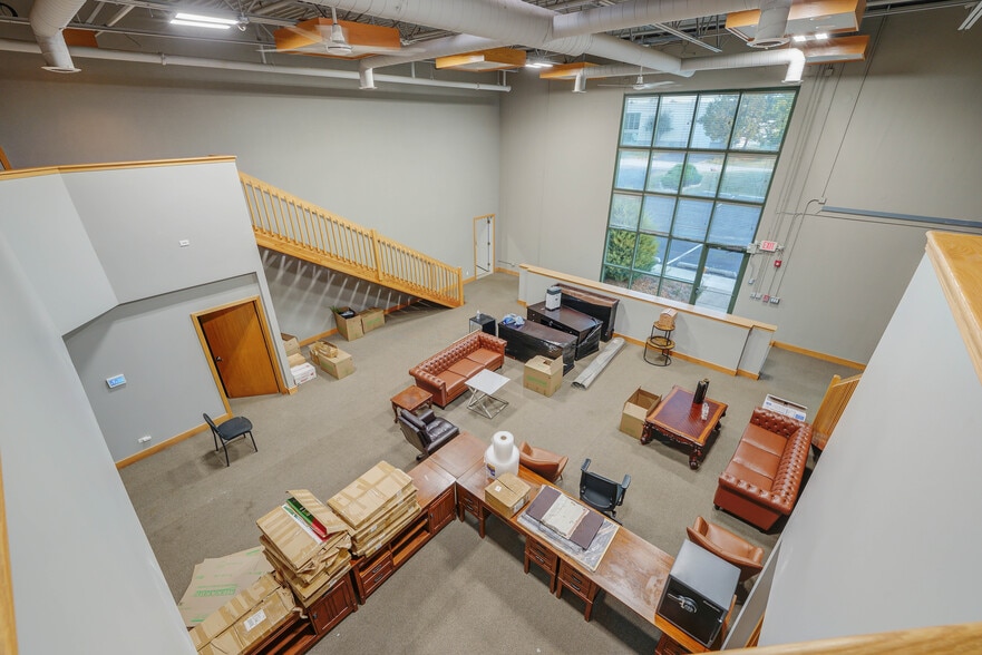 More Photos Of 10410-10426 163rd Pl, Orland Park Manufacturing For Sale