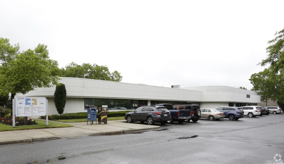 More Photos Of 3555 Veterans Memorial Hwy, Ronkonkoma Office For Lease