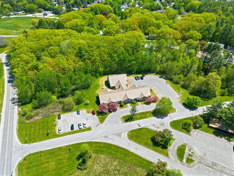 More Photos Of 24 Chase Ave, Waterville Office For Sale