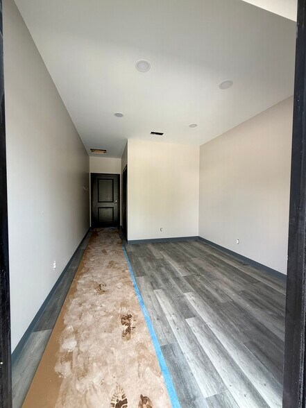 More Photos Of 14313 Cullen St, Biloxi Warehouse For Lease