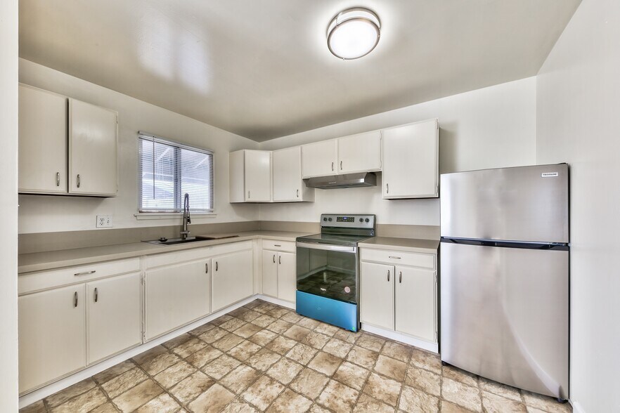 More Photos Of 420 Lee St, Carson City Apartments For Sale