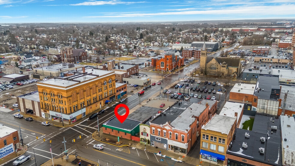 Primary Photo Of 114 W Church St, Marion Office Residential For Sale