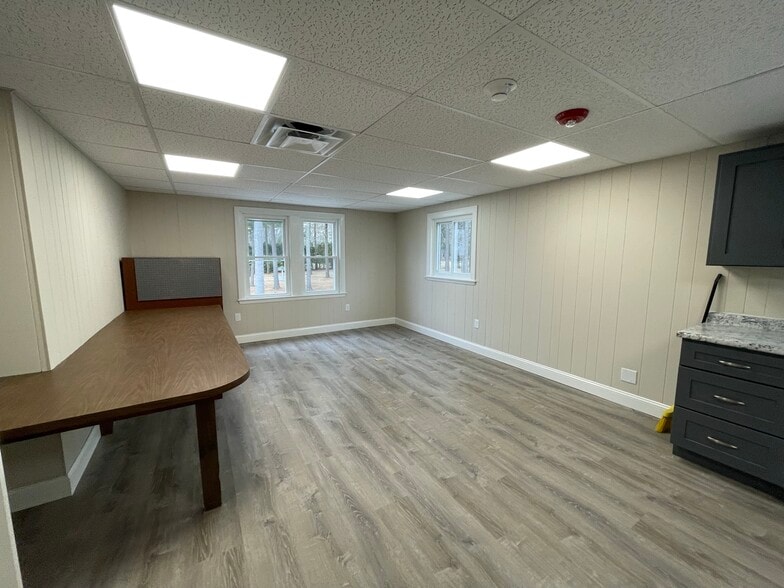 More Photos Of 43 Harrys Dr, Brunswick Office For Lease