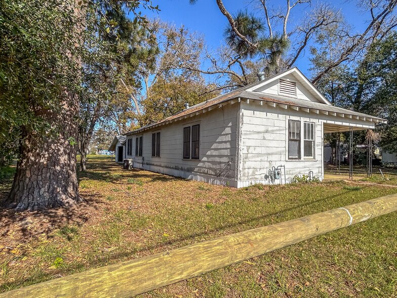 More Photos Of ,  Unknown For Sale