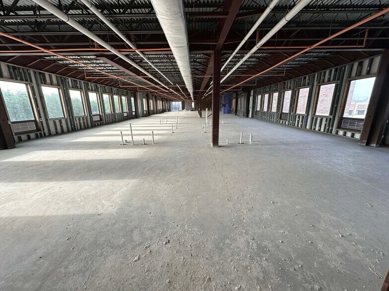More Photos Of 4899 Highway 6, Missouri City Storefront Retail Office For Sale