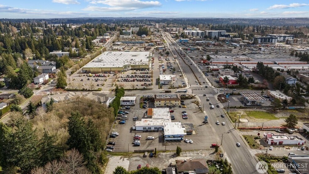 More Photos Of 4815-4829 196th St SW, Lynnwood Auto Dealership For Sale