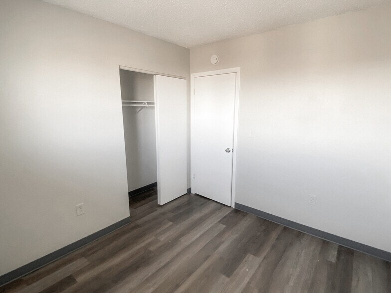 More Photos Of 730 Mather St, Brighton Apartments For Sale