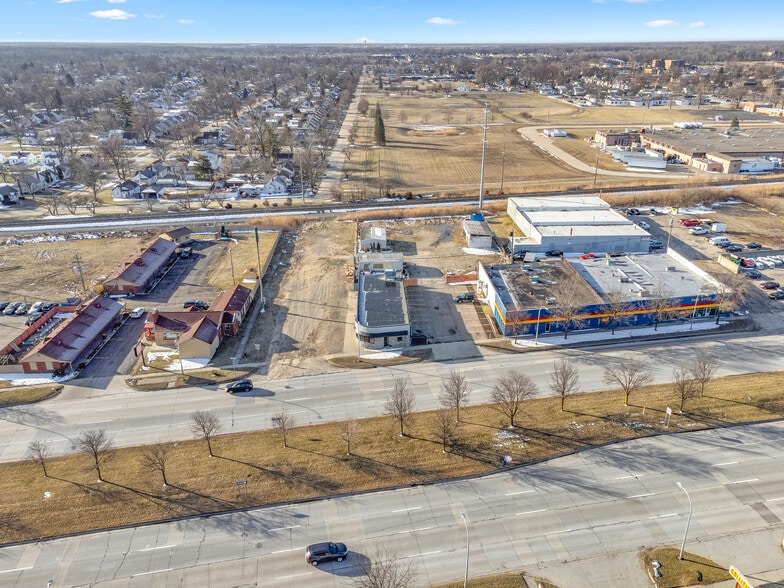 More Photos Of 32413 Michigan Ave, Wayne Freestanding For Sale