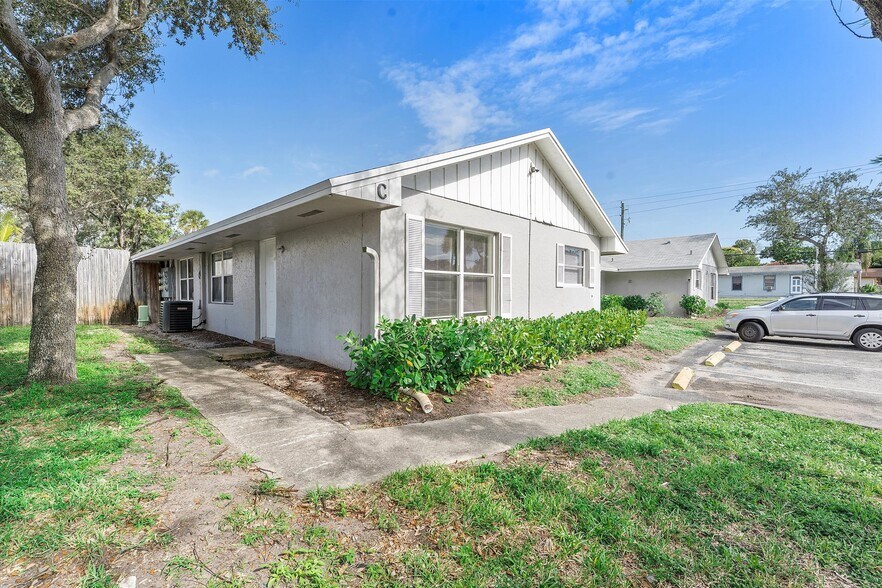 More Photos Of 1100 SW 4th Ave, Delray Beach Apartments For Sale