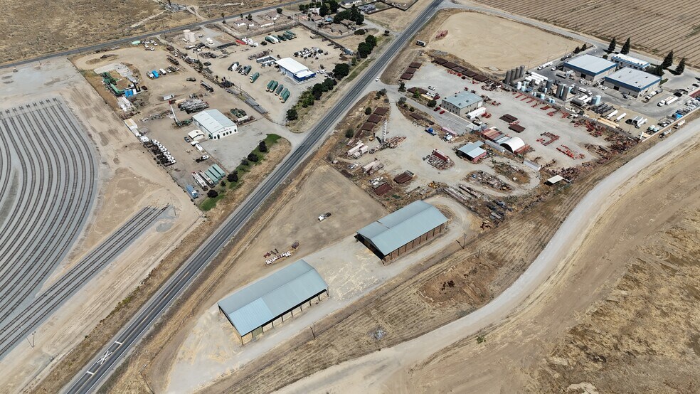 More Photos Of 10352 Enos Ln, Shafter Land For Sale