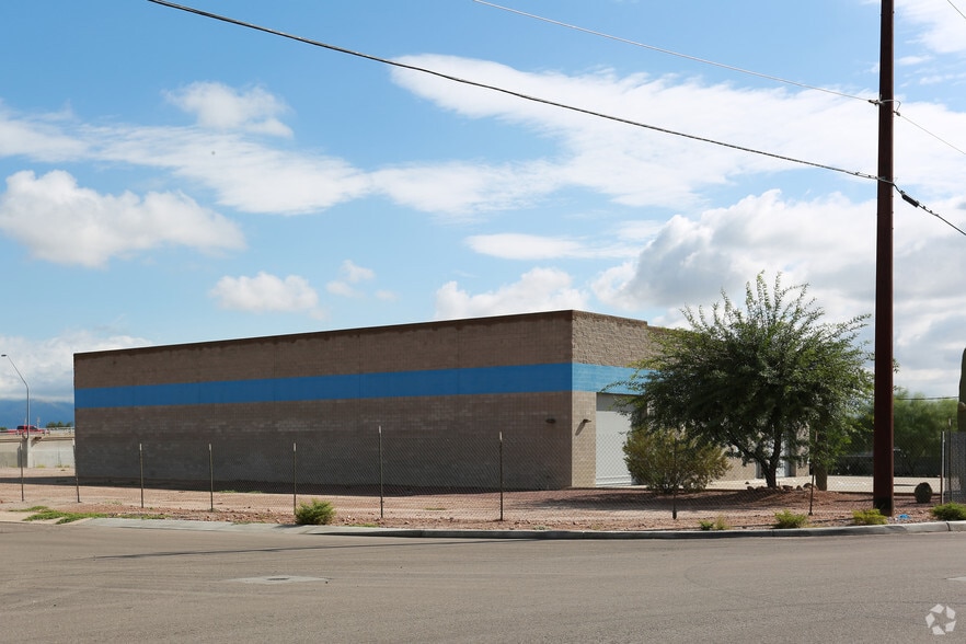 Primary Photo Of 1747 E 23rd St, Tucson Warehouse For Sale