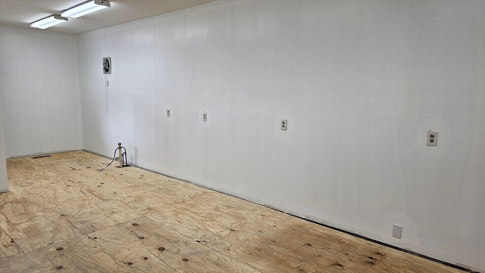 More Photos Of 7 E. Water St, Troy Storefront Retail Office For Sale