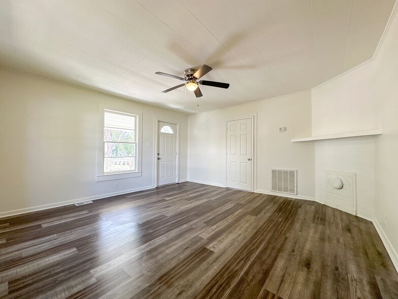 More Photos Of , Spartanburg Unknown For Sale