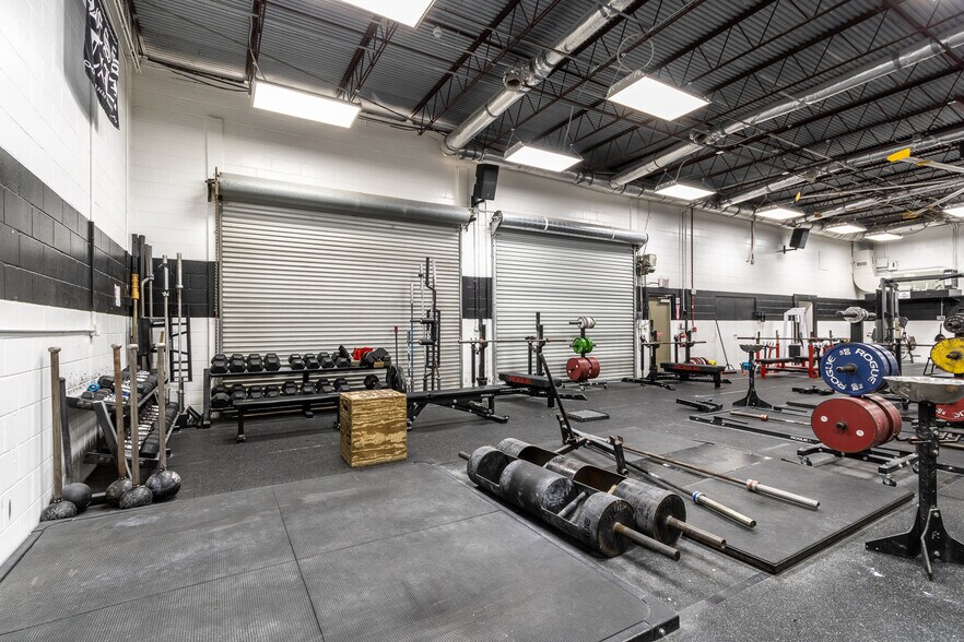 More Photos Of 1724 NE 2nd St, Gainesville Light Manufacturing For Sale