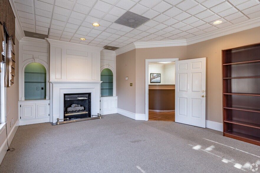 More Photos Of 600 Village Trace NE, Marietta Loft Creative Space For Lease